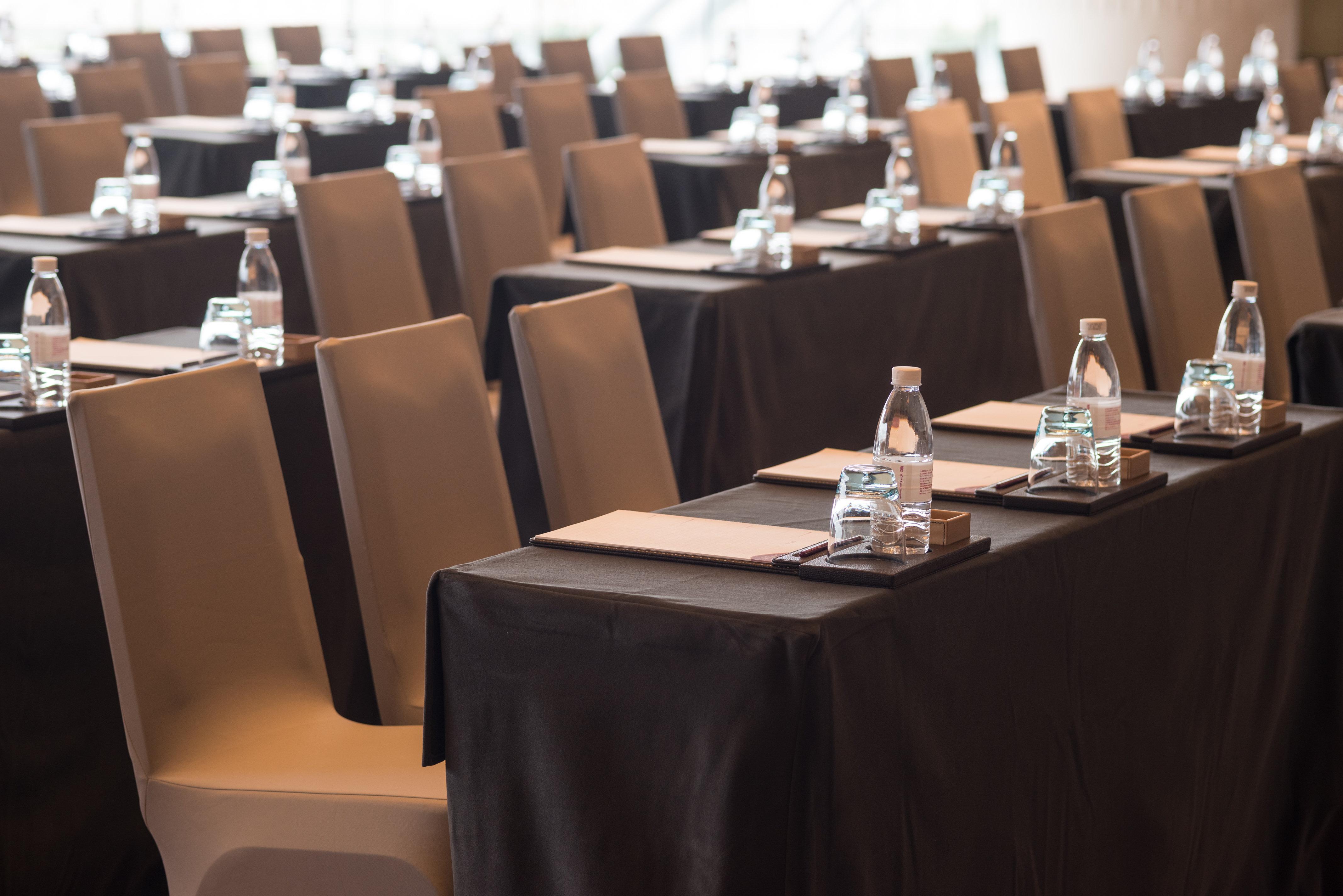 فندق كراون بلازا ماكاو المظهر الخارجي الصورة The conference room of the European Economic and Social Committee