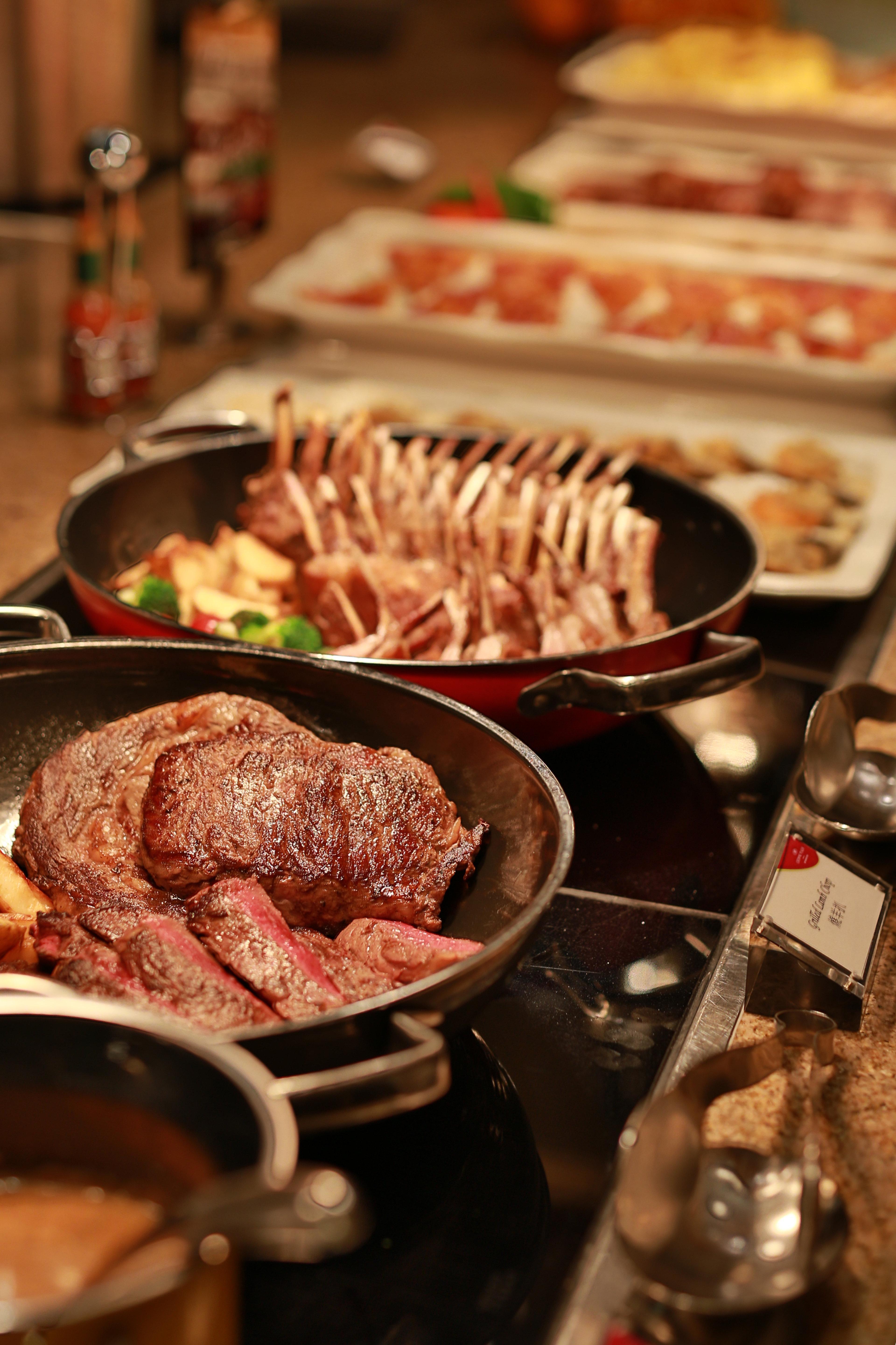 فندق كراون بلازا ماكاو المظهر الخارجي الصورة A rack of lamb