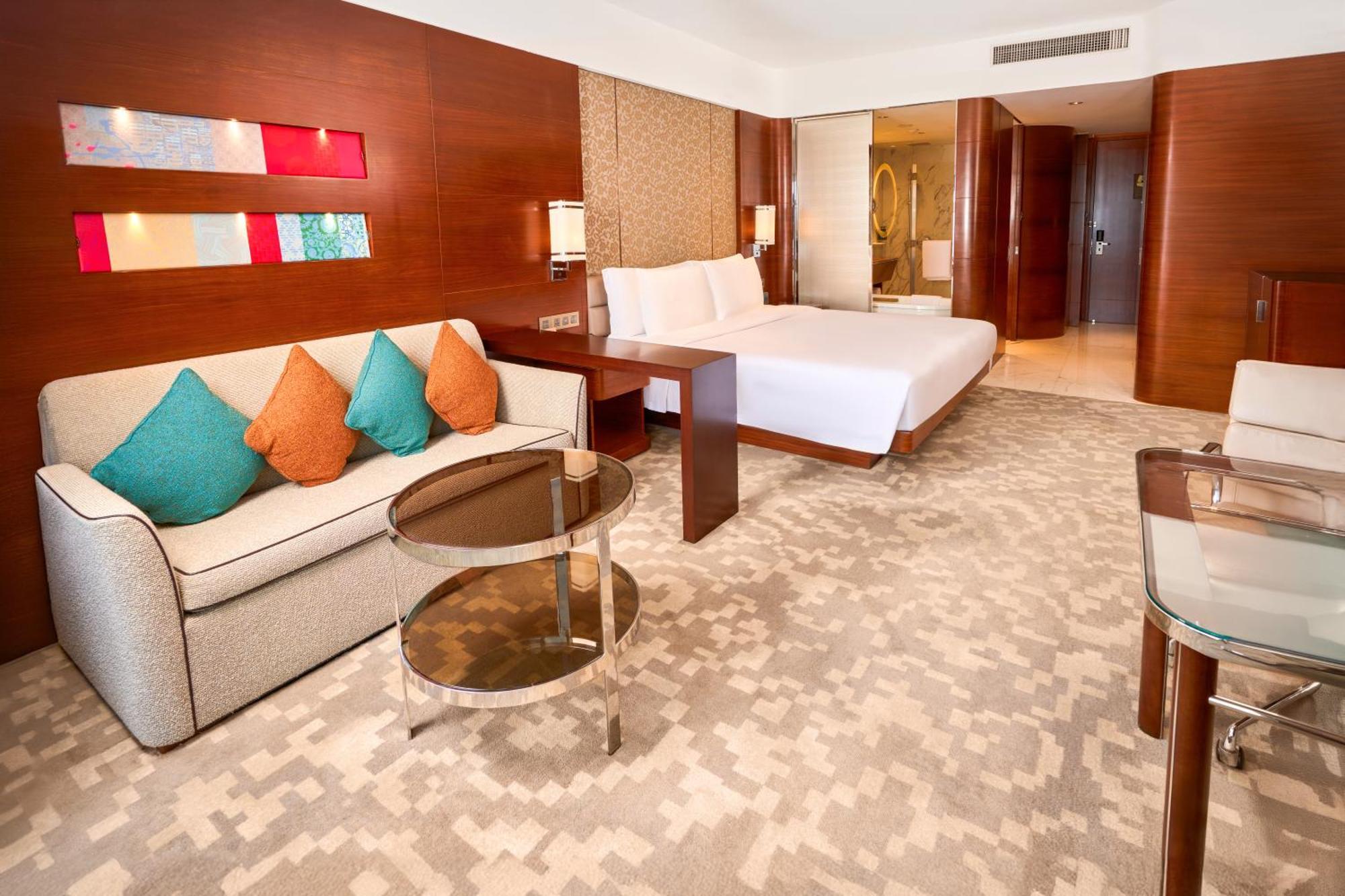 فندق كراون بلازا ماكاو المظهر الخارجي الصورة A room at the hotel